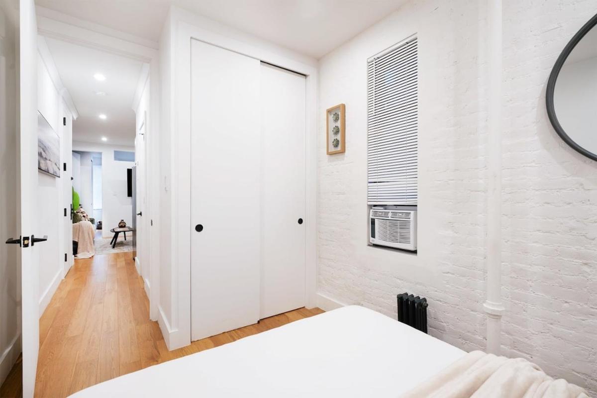 1288-3rs New Renovated 2 Bedrooms In Ues *
