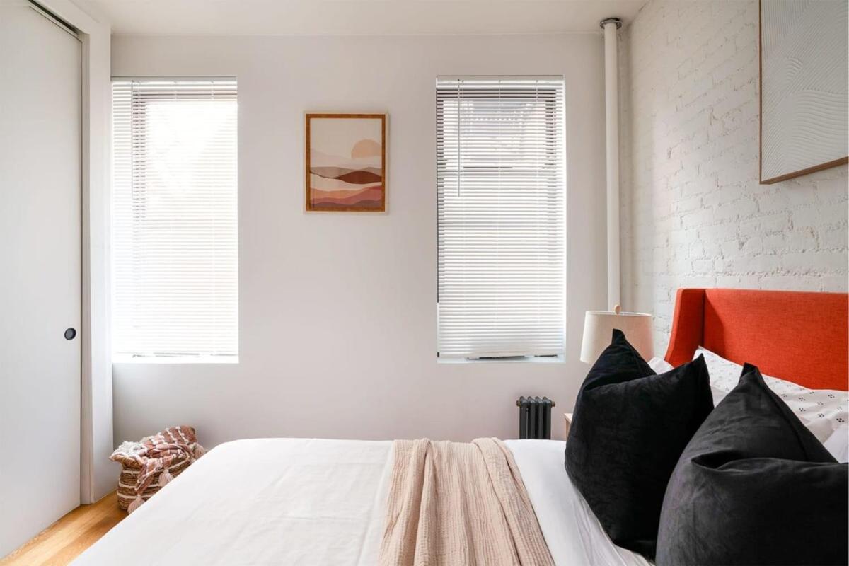 1288-3rs New Renovated 2 Bedrooms In Ues Apartment *