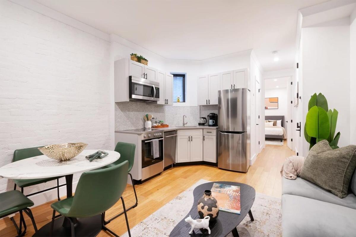 1288-3rs New Renovated 2 Bedrooms In Ues *